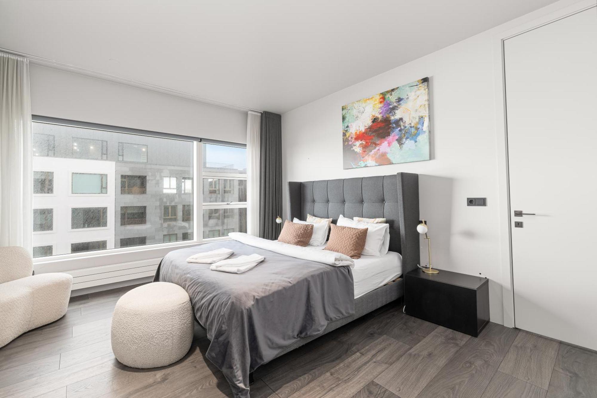 Vibrant Hafnatorg I Spacious Property With Expansive Garage Reykjavik Bagian luar foto